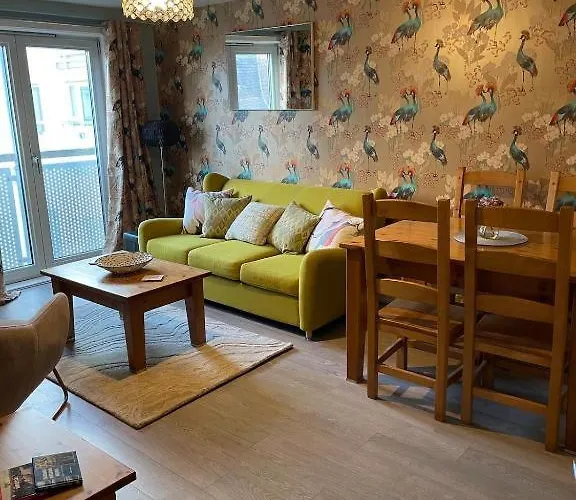 Light & Bright, Centrally Located Bristol