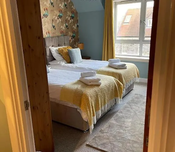 Light & Bright, Centrally Located Bristol