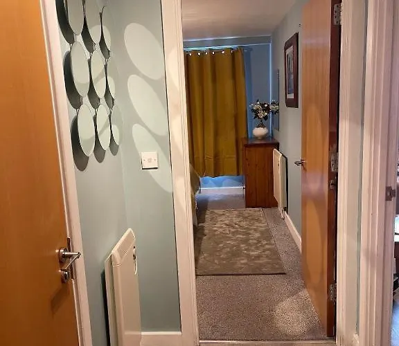 Apartment Light & Bright, Centrally Located Bristol