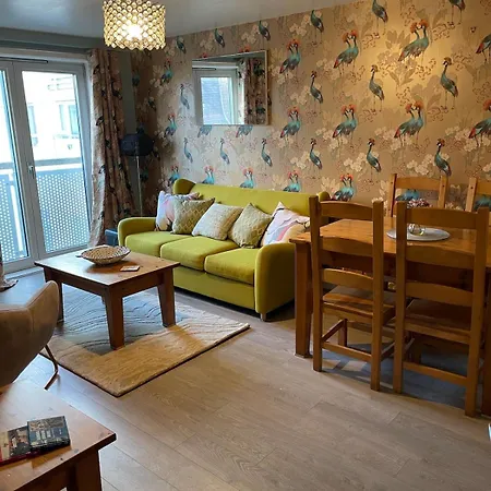 Light & Bright, Centrally Located * Bristol