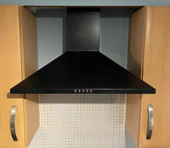 Light & Bright, Centrally Located Апартаменты *