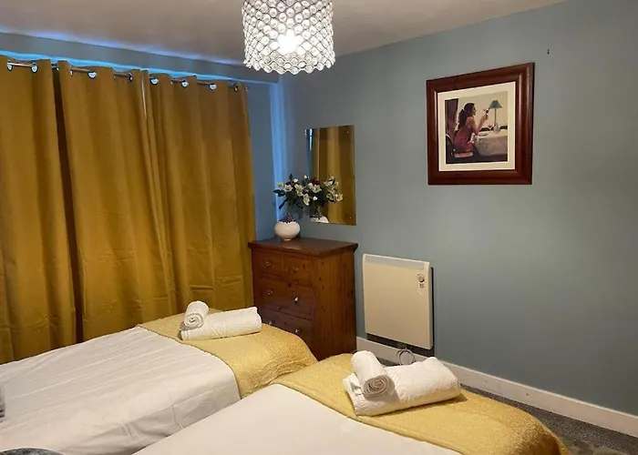 Light & Bright, Centrally Located Апартаменти Бристоль