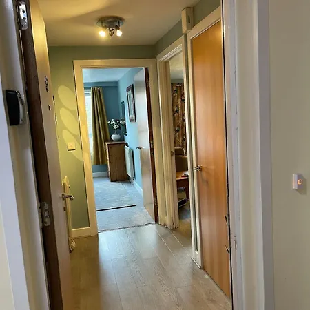 Light & Bright, Centrally Located بريستول