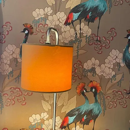 Light & Bright, Centrally Located Lejlighed *