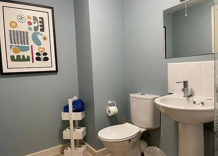 דירה Light & Bright, Centrally Located בריסטול